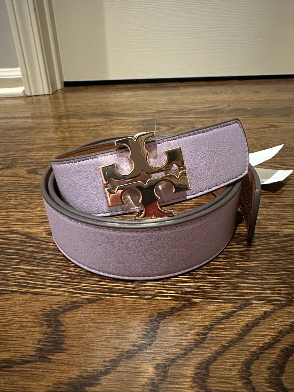Tory Burch New Lavender Reversible Leather Belt with Gold T Logo Buckle 1.5”